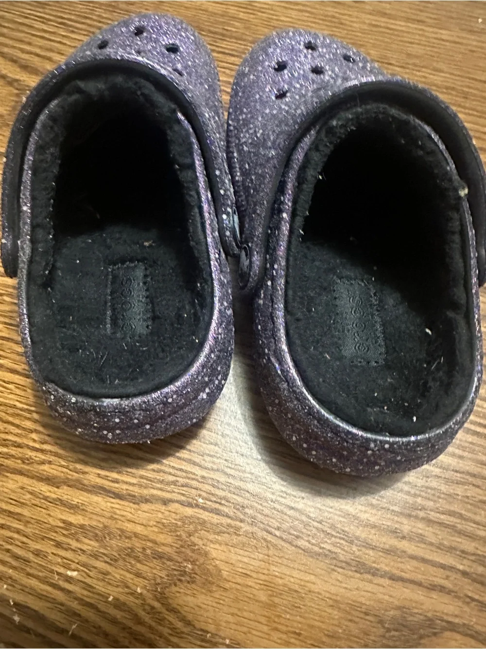 Crocs toddler clog with fur glitter purple size C8